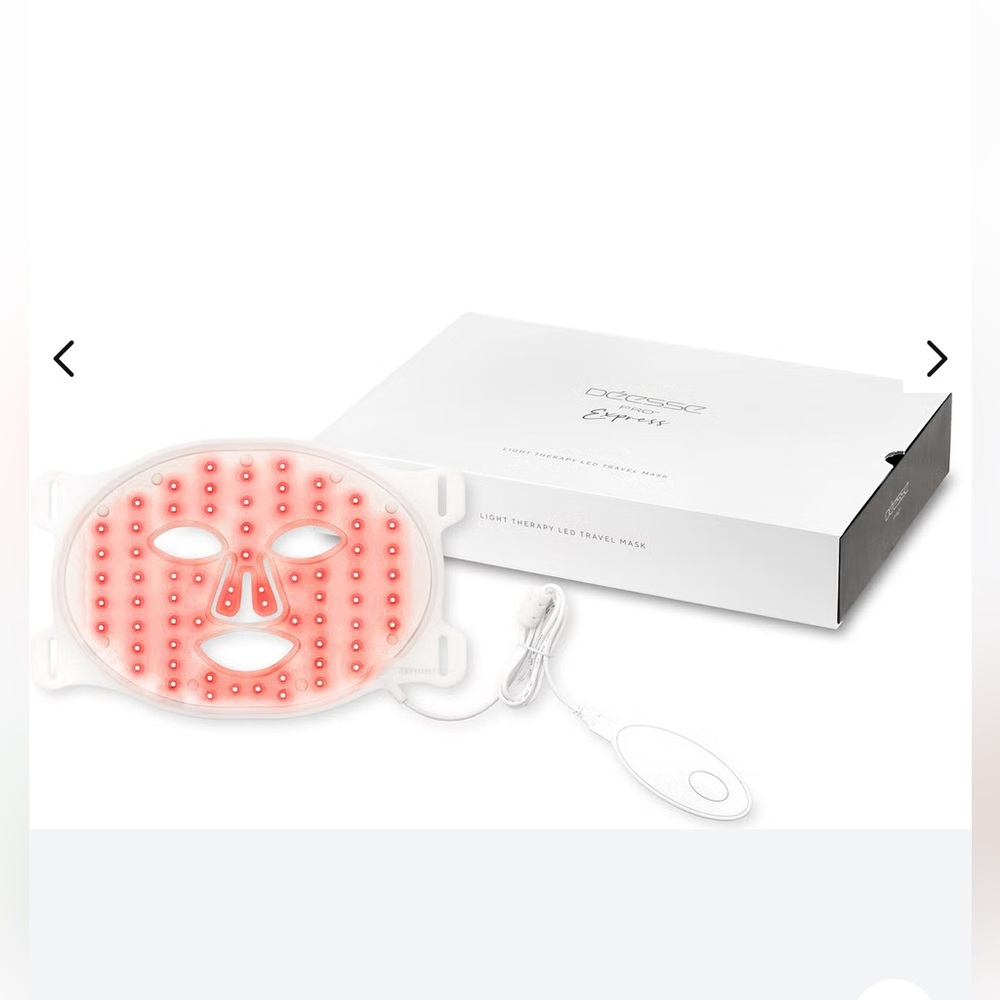 NIB Dessee Pro Express LED mask